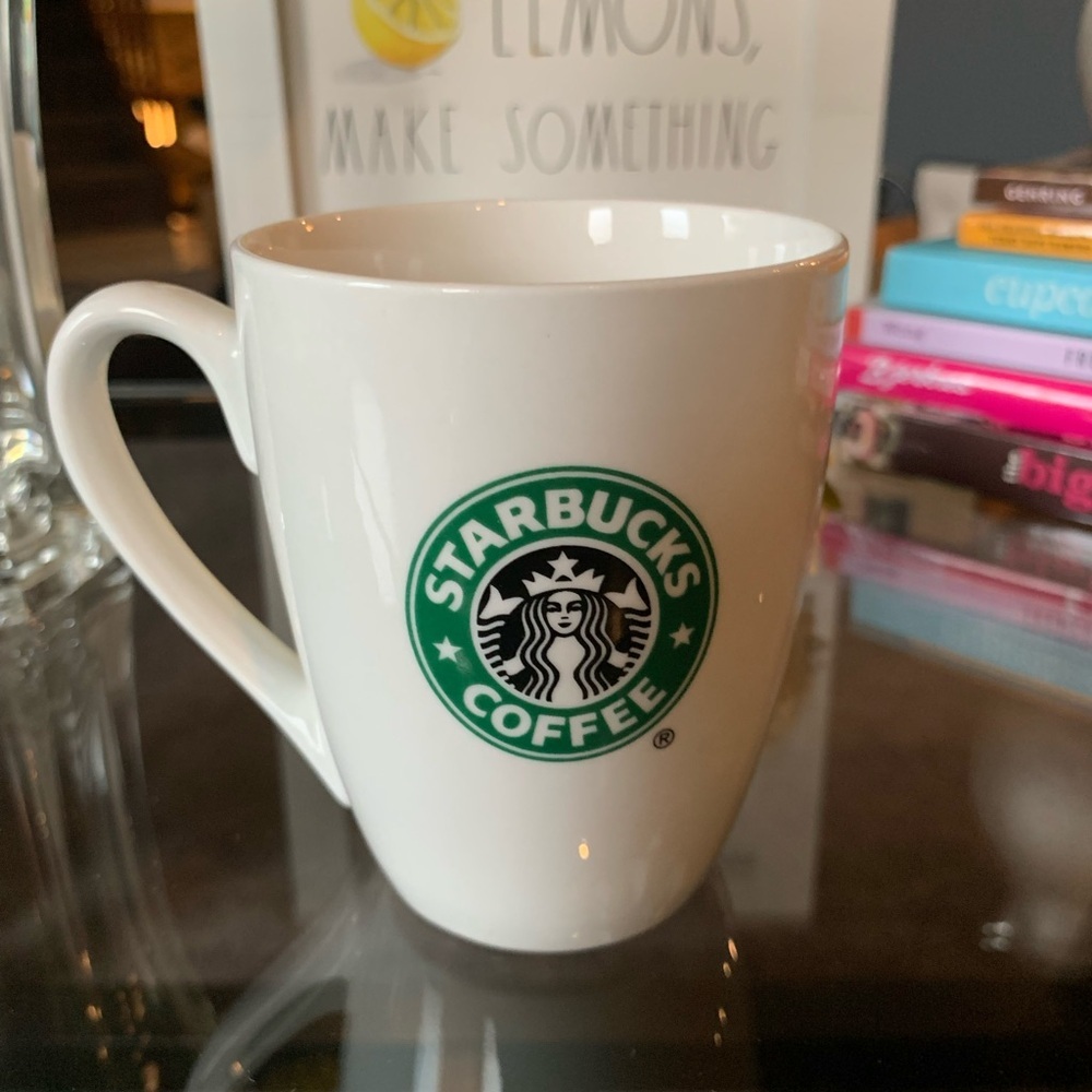 2007 Starbucks Green Siren Mug 10.2 oz. Great condition.